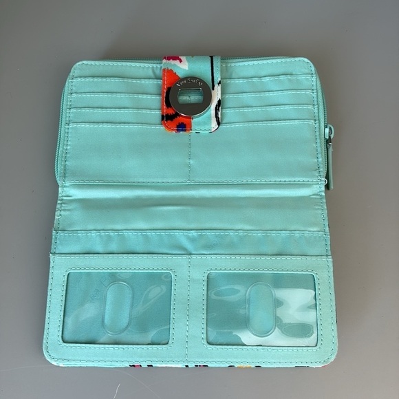 Vera Bradley Classic Signature Turnlock Wallet - Pueblo - Picture 3 of 7
